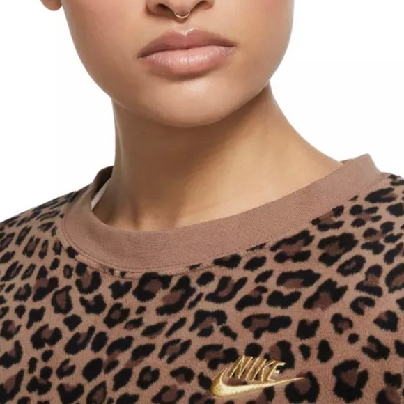 NIKE Sportswear Fleece All Over Animal Print Crew Sweatshirt - Picture 3 of 11